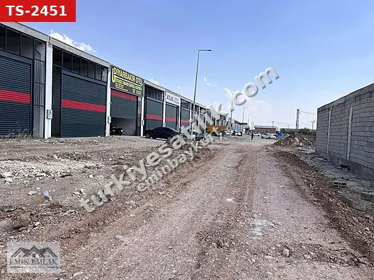 YENİ KÜÇÜK SANAYİ SİTESİNDE SATILIK 2 KATLI İŞYERLERİ, ÖN ÇEPHE